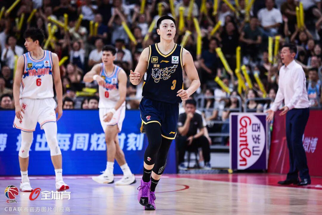 开云下载-3月11日前瞻 I 常规赛硝烟再起，华南虎第二阶段首战新疆